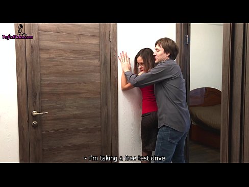 ❤️ Sexig fastighetsmäklare drar sensuellt av sig fittan och knullar medan hon säljer sin lägenhet - Krempai ❌ Pornvideo at porn sv.porngifer.ru