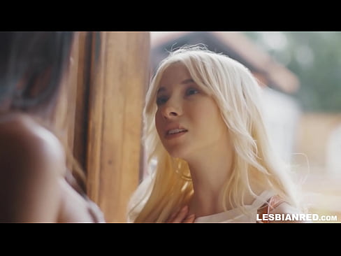 ❤️ Tjejen kommer hem några månader senare och slutar med att äta sin styvmors fitta. ❌ Pornvideo at porn sv.porngifer.ru